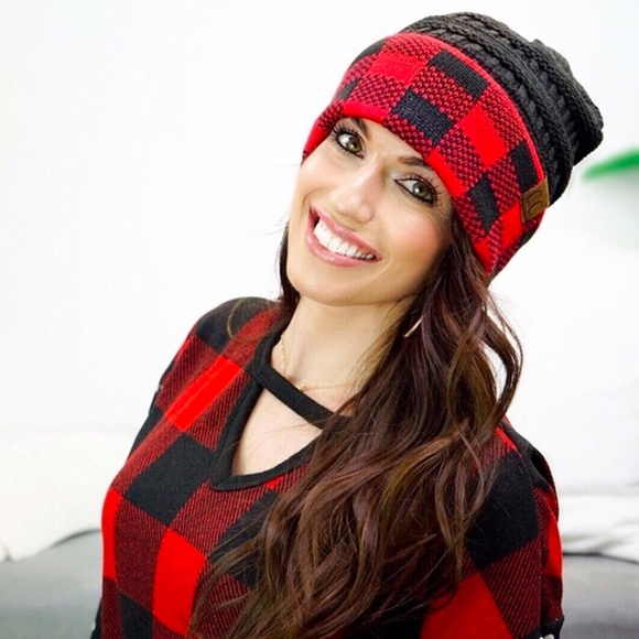 Oversized Plush Buffalo Plaid Scarf 1 LEFT - Picture 6 of 8